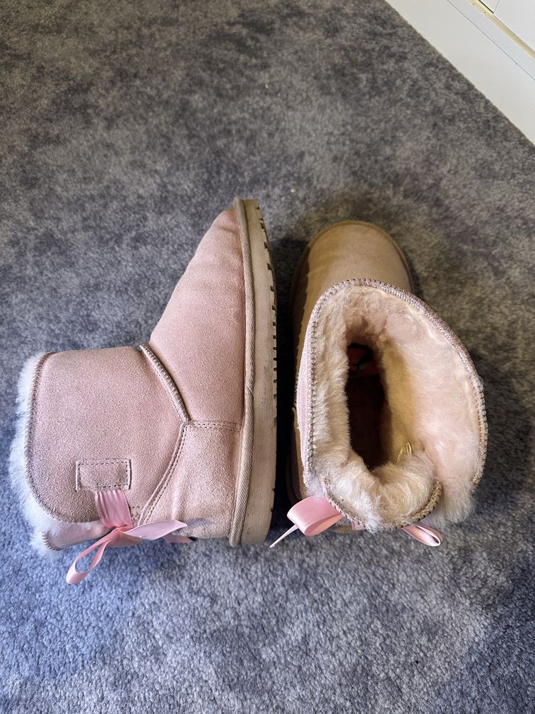 Buty emu ugg rozowe z kokardkami