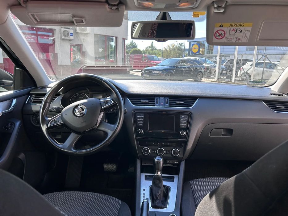 Skoda Octavia Skoda Octavia 1.6 TDI DSG kombi, pojemna, wygodna i oszczędna