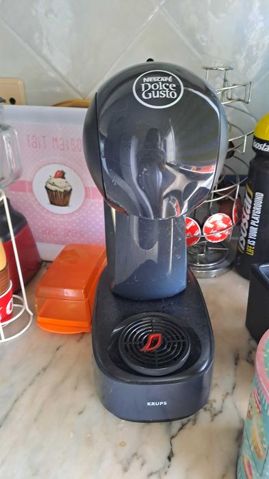 Maquina café Dolce gusto
