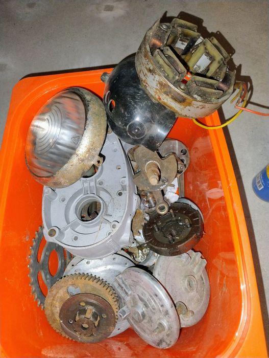 Cześci do starych motocykli Komar WSK. S38