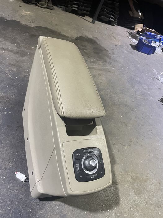 Подлокотник Renault Scenik 3 Grand підлокітник Рено Гранд Сценік