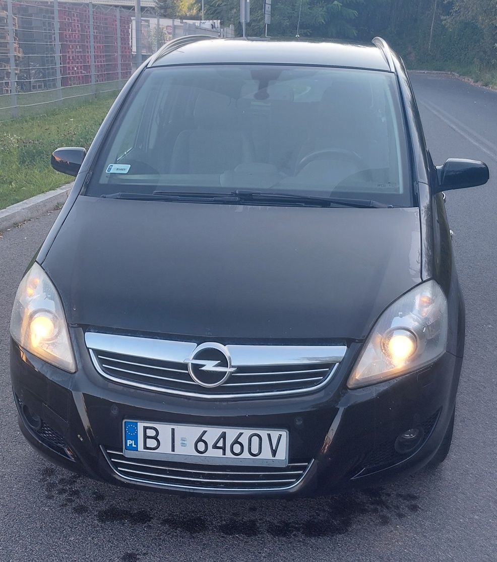 Zafira B 1,9 CDTI 2009 r.