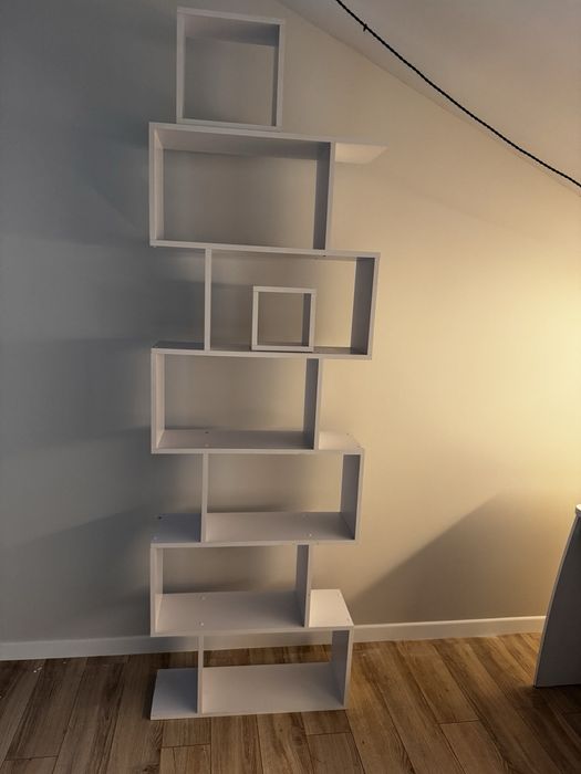 Продам стелаж +додаткові квадрати