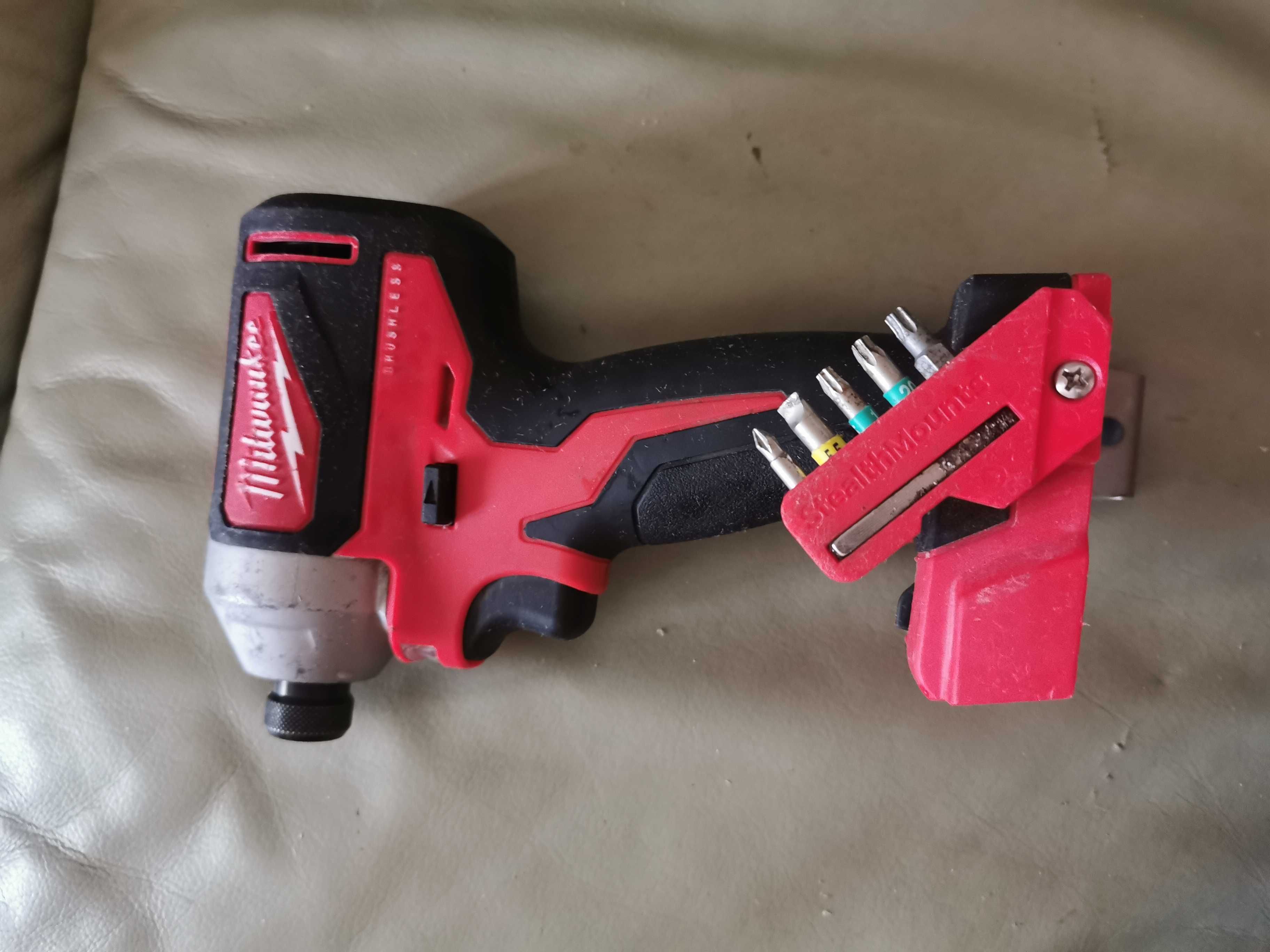 Zakrętarka udarowa Bezszczotkowa Milwaukee M18 BLID2 2024