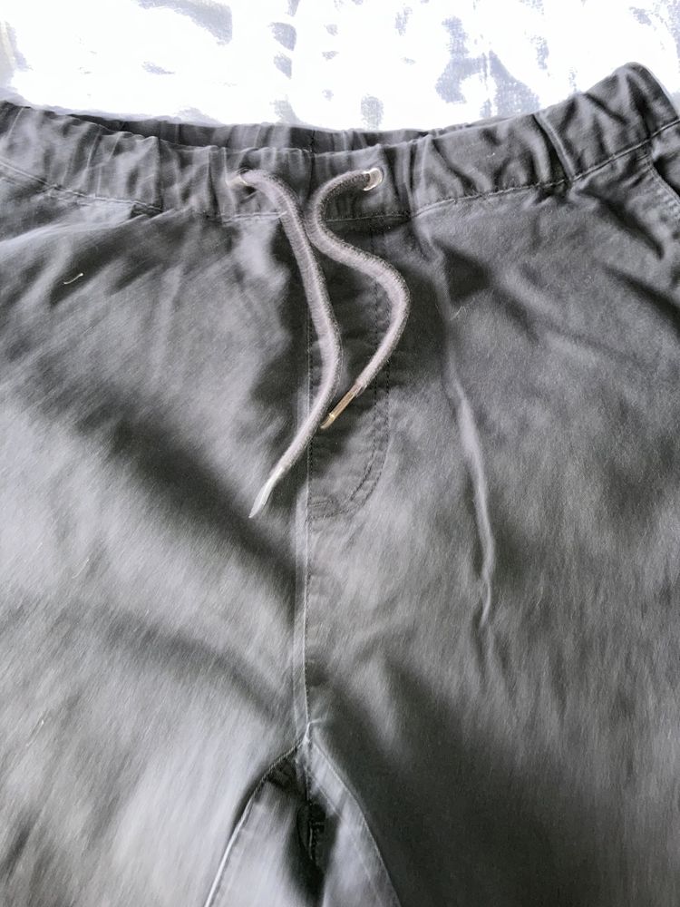 Calça cargo H&M