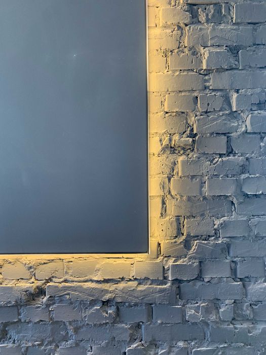 Фарбування стін та стелі безповітряним фарбопультом