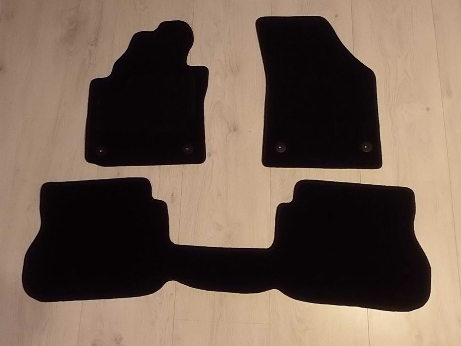 Dywaniki Welurowe VW Volkswagen Caddy Rok 10-15 Idealnie Dopasowane