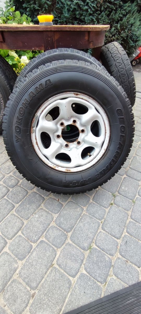 Opony Yokohama Geolandar A/T