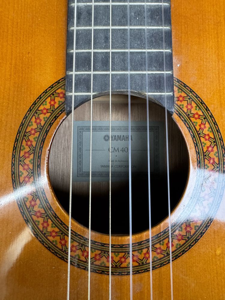 Гитара Yamaha cm 40