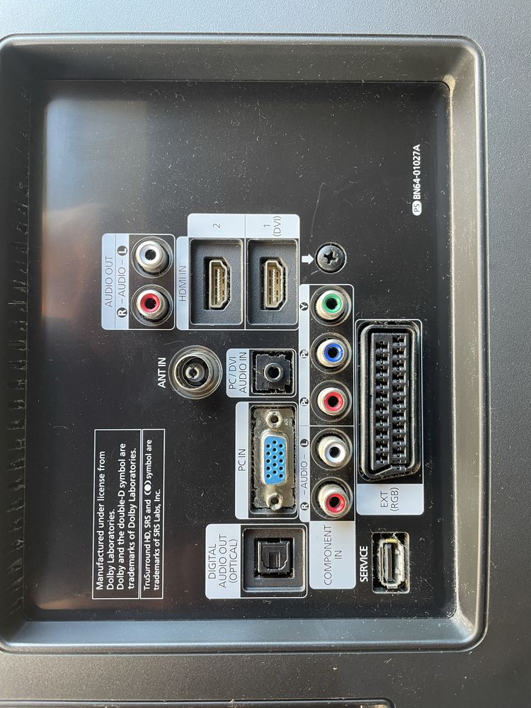 Televisão Samsung LCD Modelo 32B530 P7W para peças