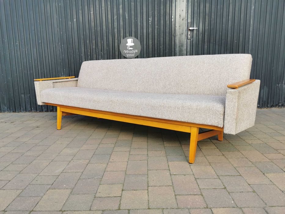 Kanapa/ Sofa "tapczan" JITONA, Czechosłowacja '60-Brusel design, Retro