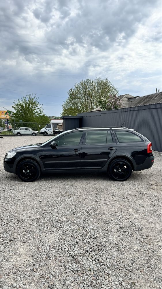 Skoda Octavia Scout  Шкода Октавія Скаут 2011 р.в,1.8 бензин 4*4 6МКПП