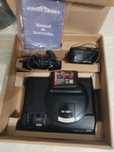 Consola Sega Mega Drive em caixa mais jogo Venon-Spider Man