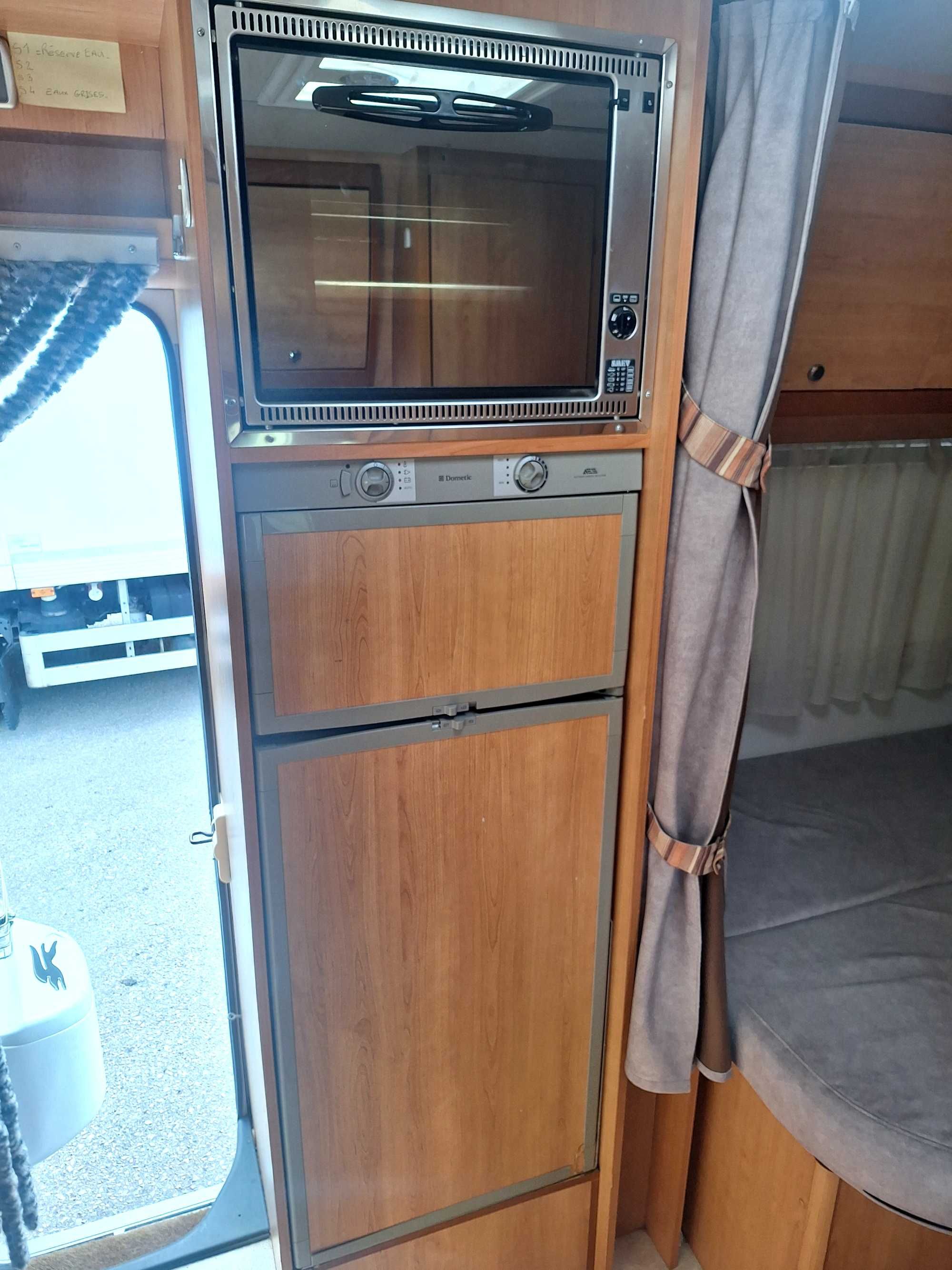 Autocaravana fordtransit  laika