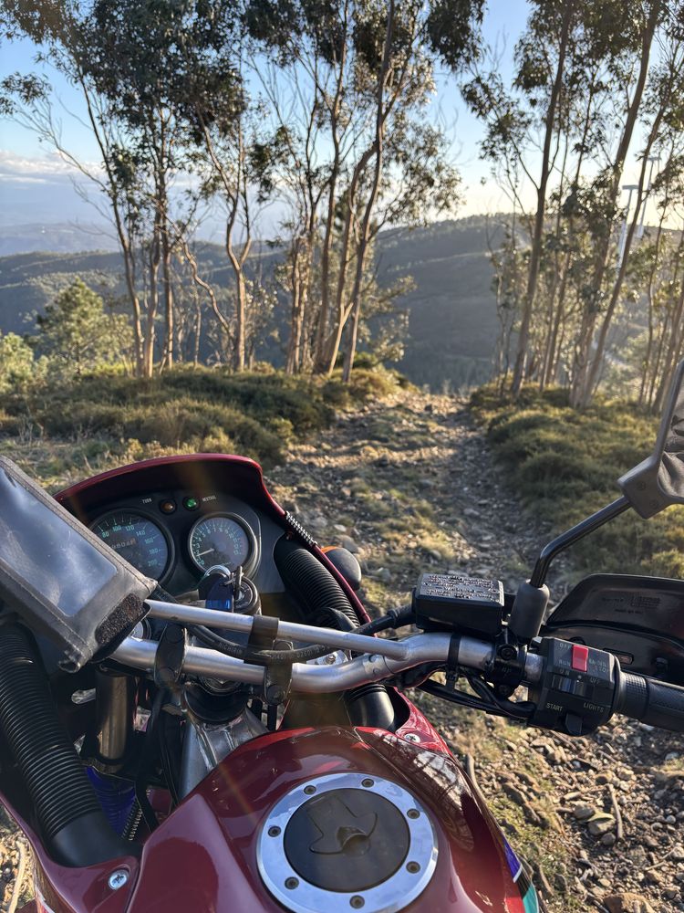Kawasaki KLE500 de 1993 com 20.000kms