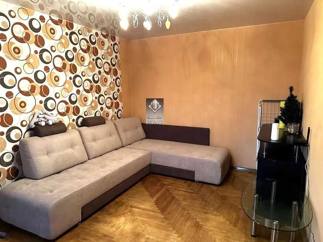 Продам 2-кімнатну квартиру, Шевченківський р-н, пр. Моторобудівників
