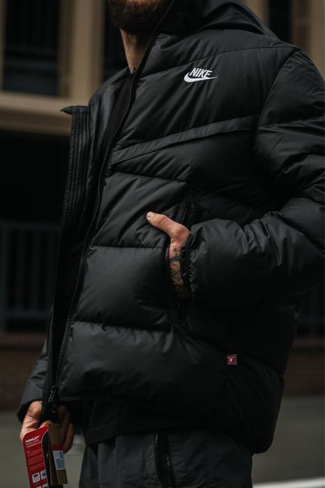 Чоловічий пуховик Nike Storm-FIT Windrunner Field 2025