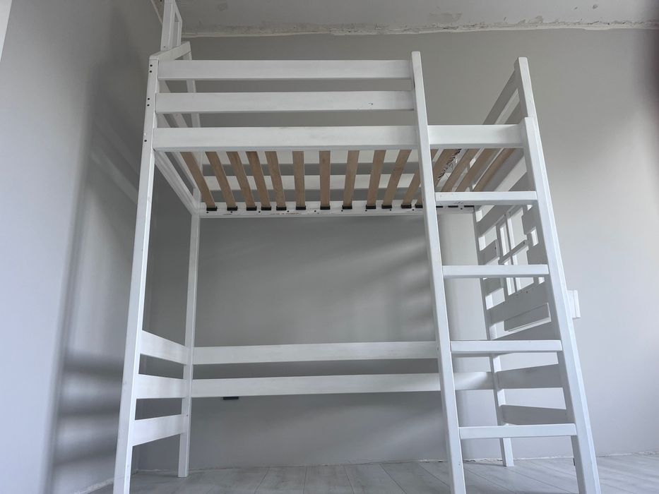 Дитяче ліжко двохярусне