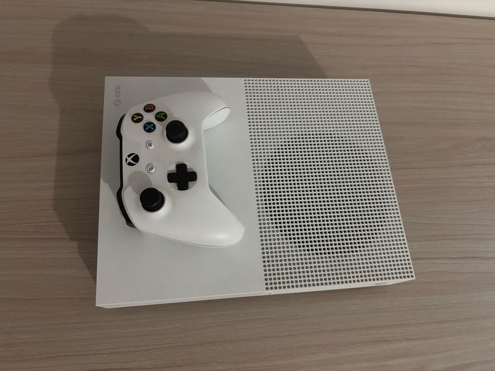 Konsola Xbox One S