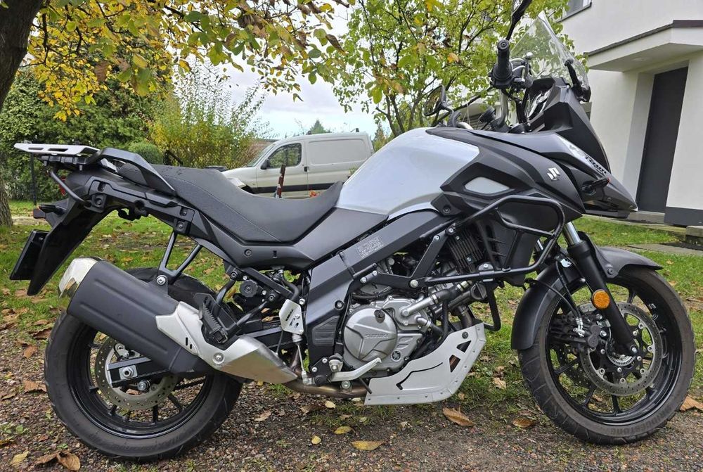 Suzuki DL-650 V-Strom pierwsza rejestracja 2020