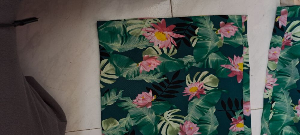 Calças de senhora em strecht, novas