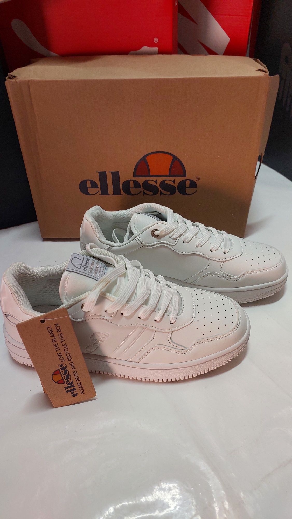 Кеди Ellesse жіночі