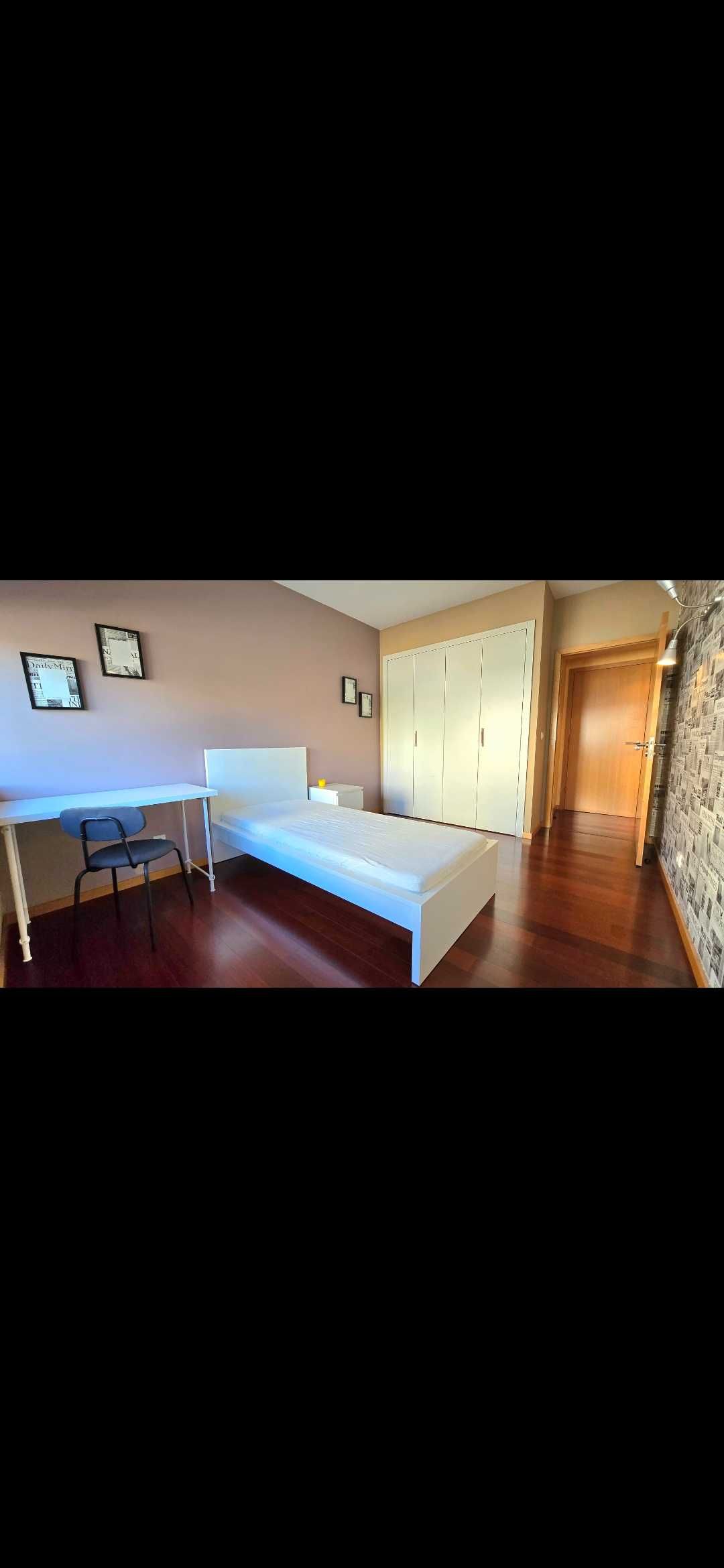 Quarto disponível na Alta de Lisboa