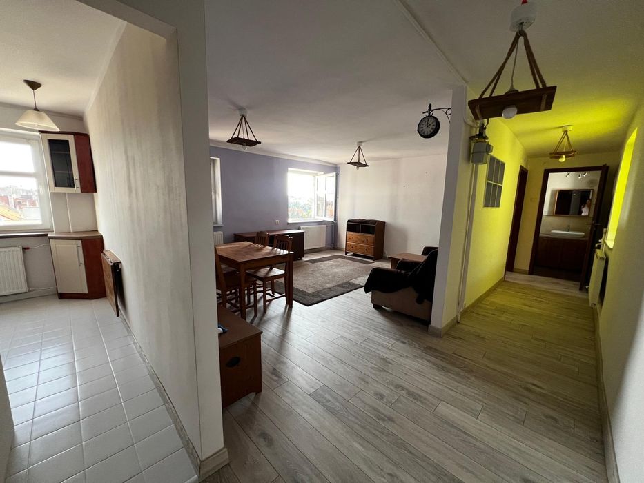 Sprzedam  mieszkanie w Mrągowie 70m2 (centrum)