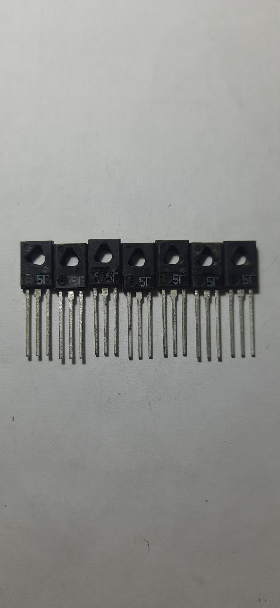 Транзистор КТ 815 В, А.