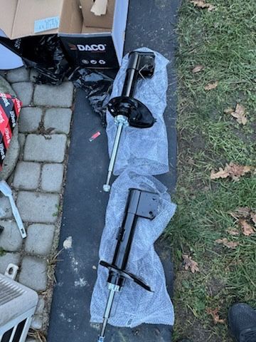 2x amortyzatory osłony Citroen c4 picasso berlingo peugeot 2008