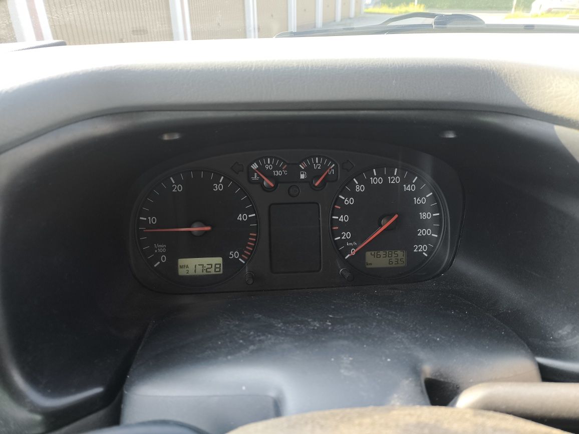Caravela 2,5tdi klima 8 osoby