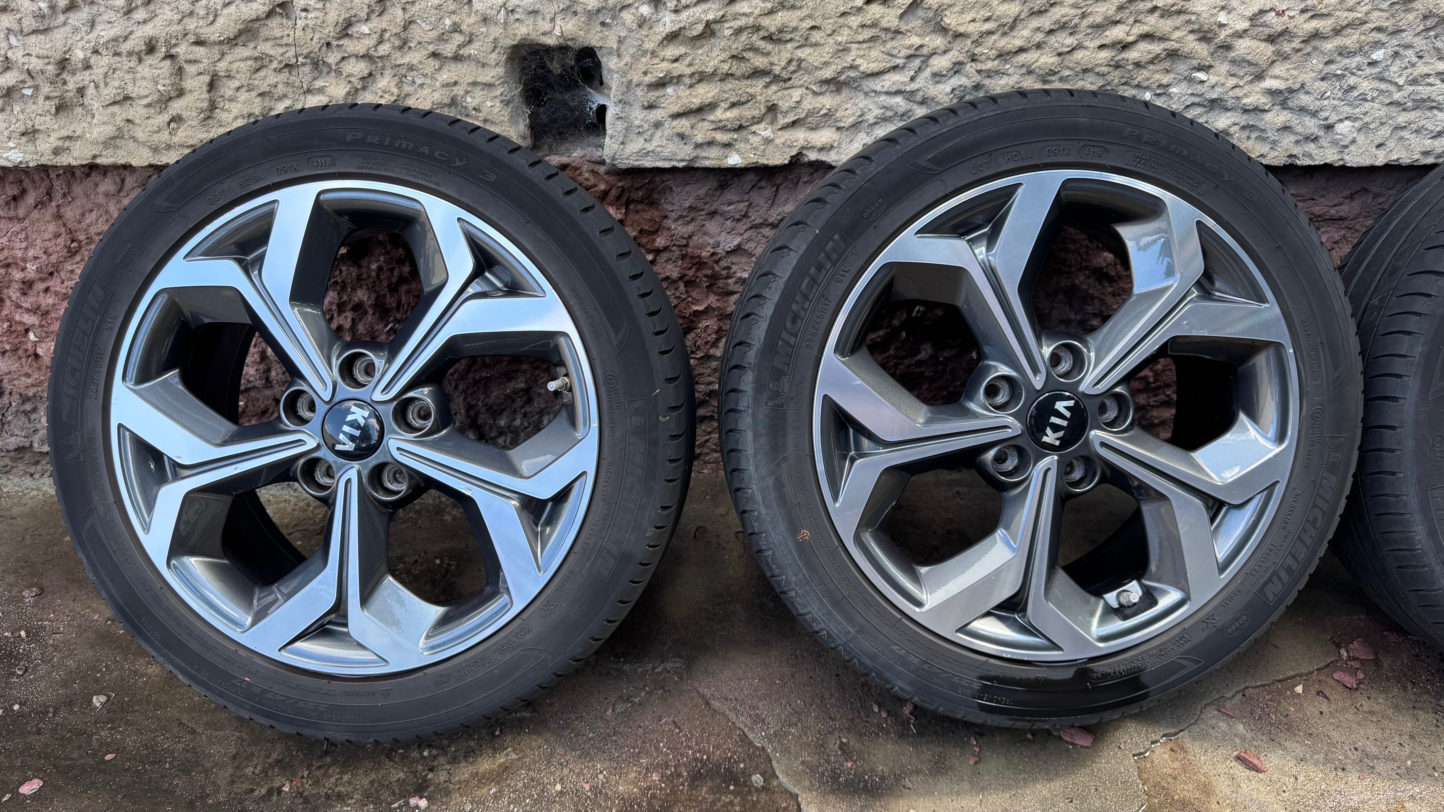 Felgi aluminiowe Komplet kół Kia Ceed Proceed GT 17" 225/45/17