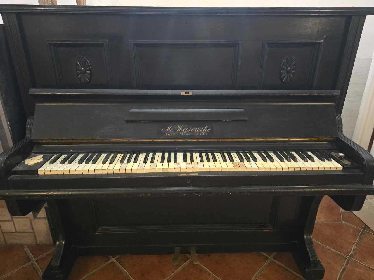 Pianino M. Wąsowski