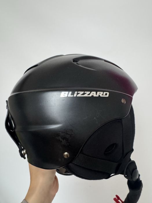 Kask narciarski