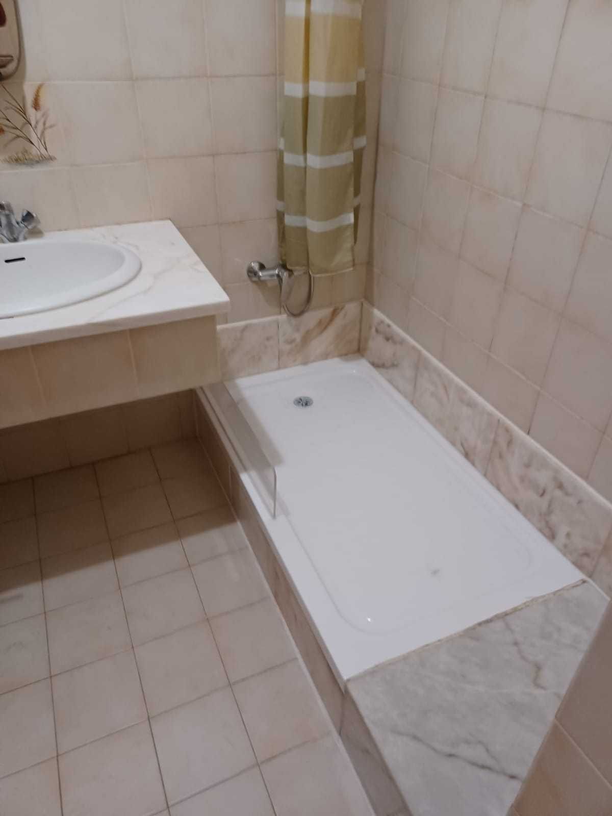 Alugo quarto (despesas não incluídas) a estudante - Évora