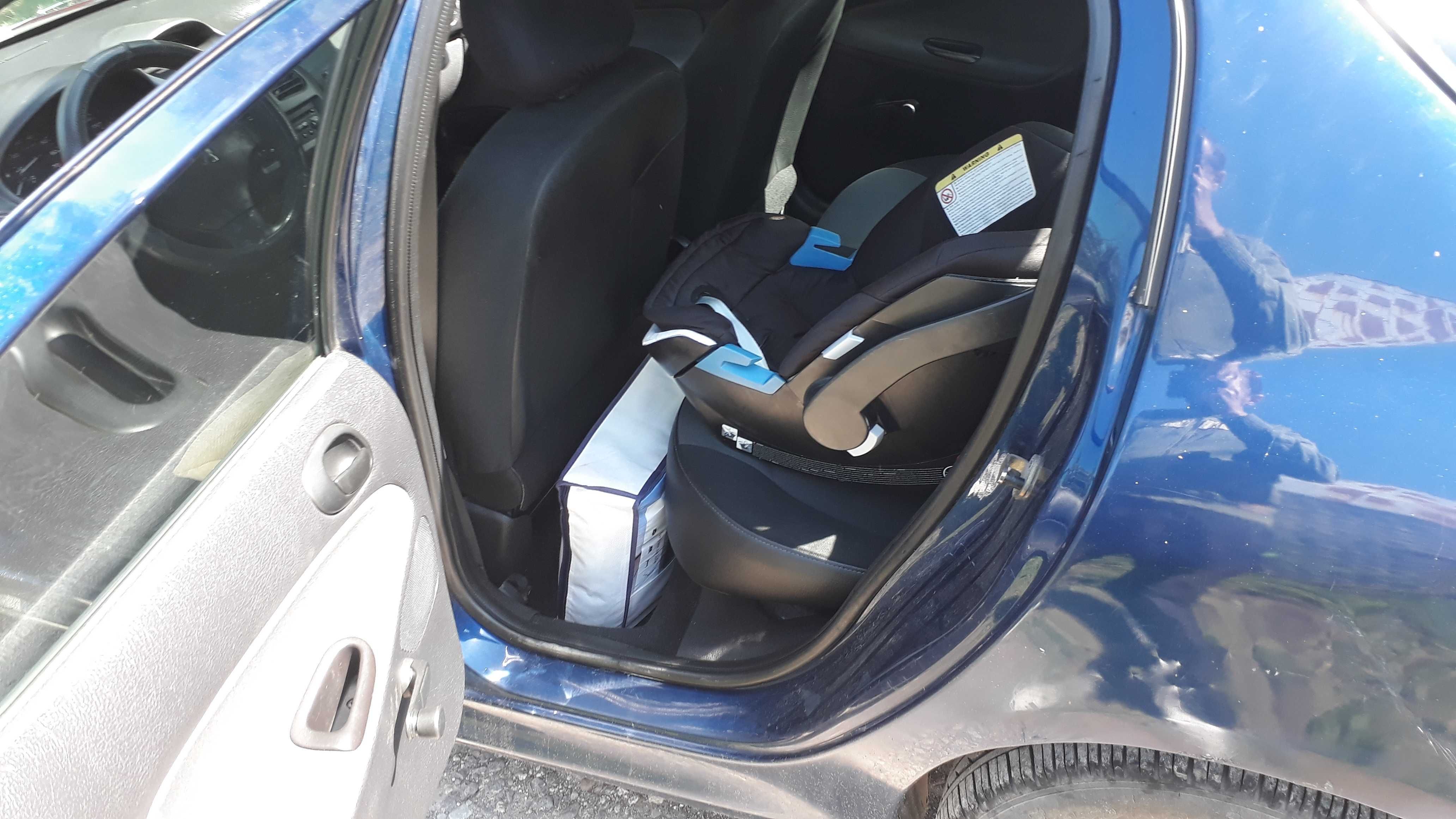 Продам автомобіль Peugeot 206