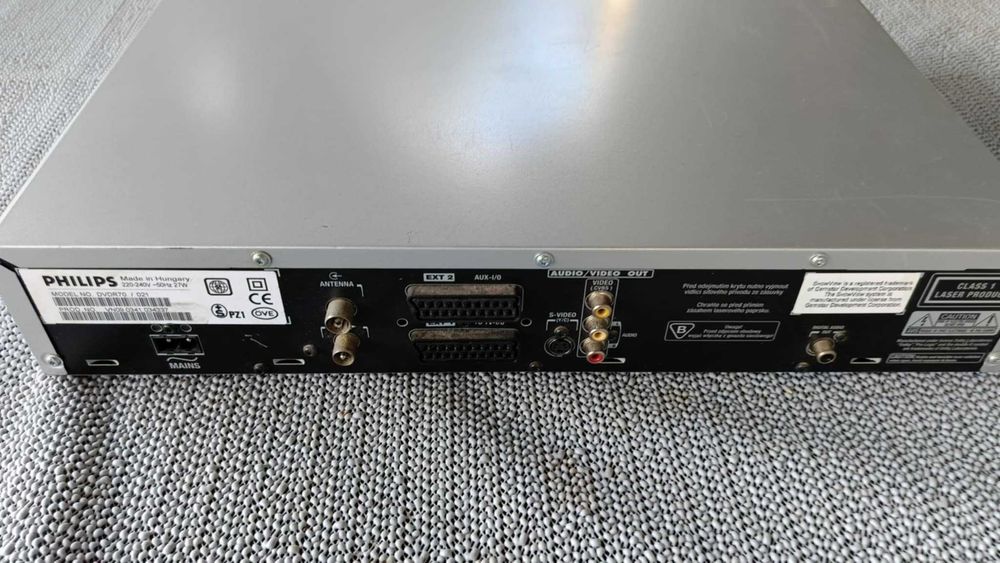 Nagrywarka PHILIPS DVDR70