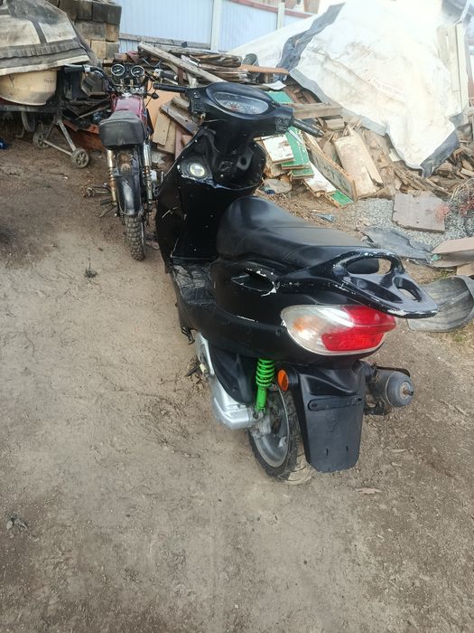 Продам скутери робочі