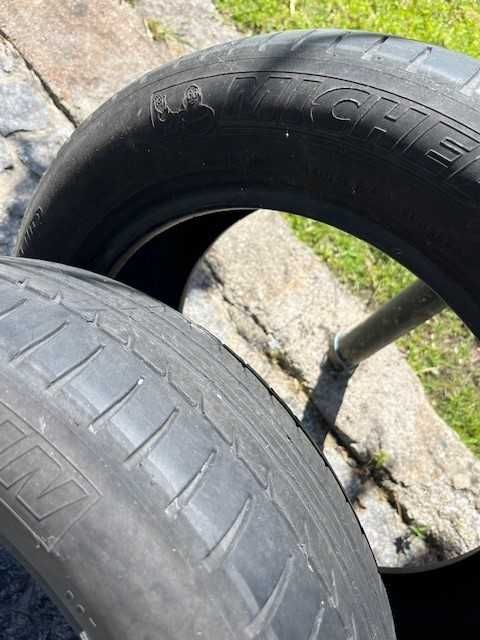 2 Pneus usados Michelin Primacy HP 205/55R16 91v (meio piso de vida)