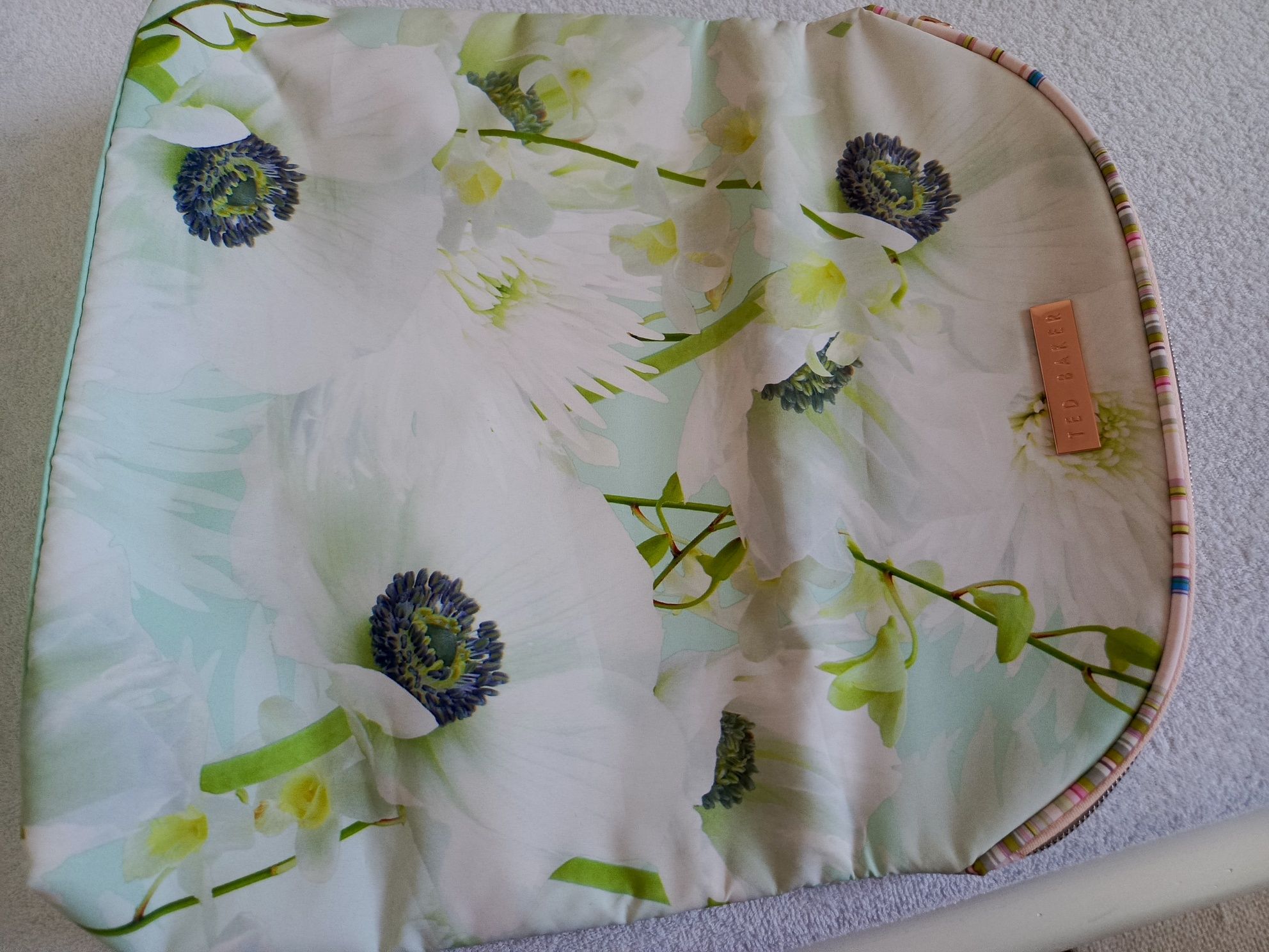 Kosmetyczka TED BAKER