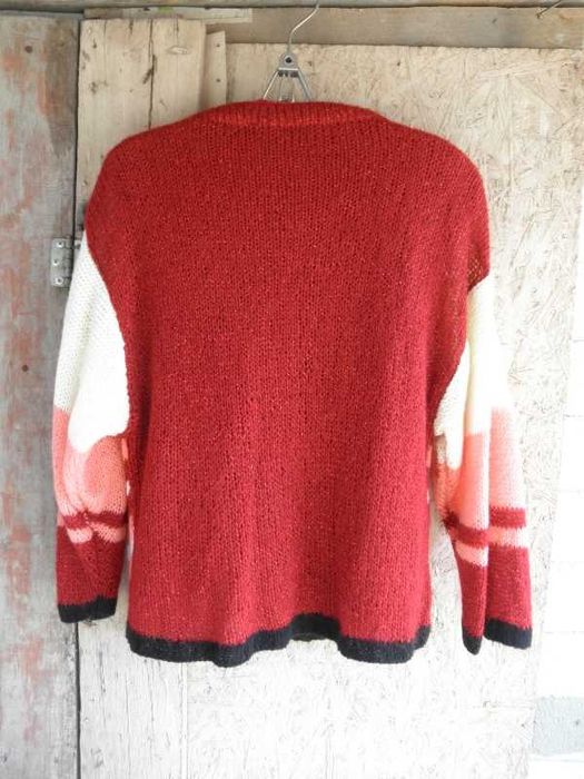 Костюм вязаный женский.Кофточка и безрукавка.