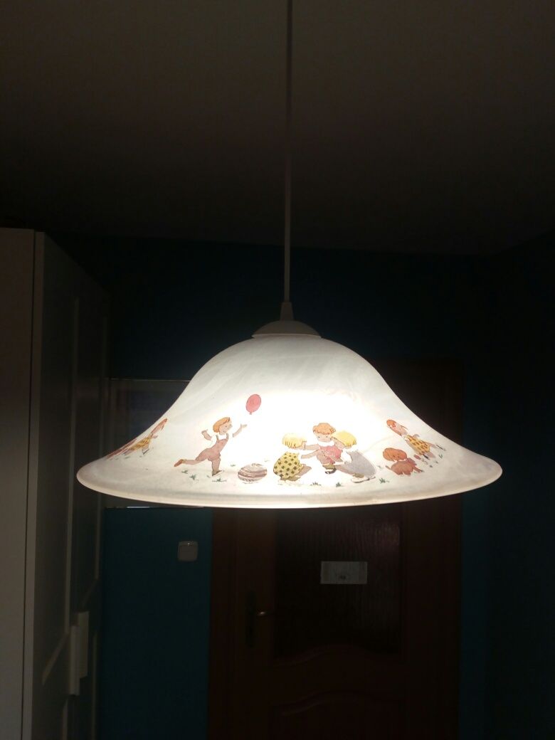 Lampa / żyrandol do pokoju dziecięcego