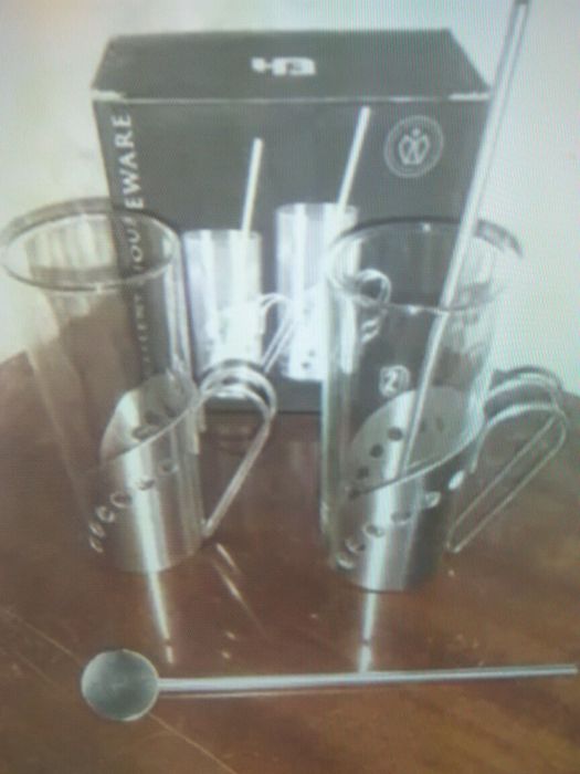 Набор стаканов для кофе ( чая), кофеварка гейзер.