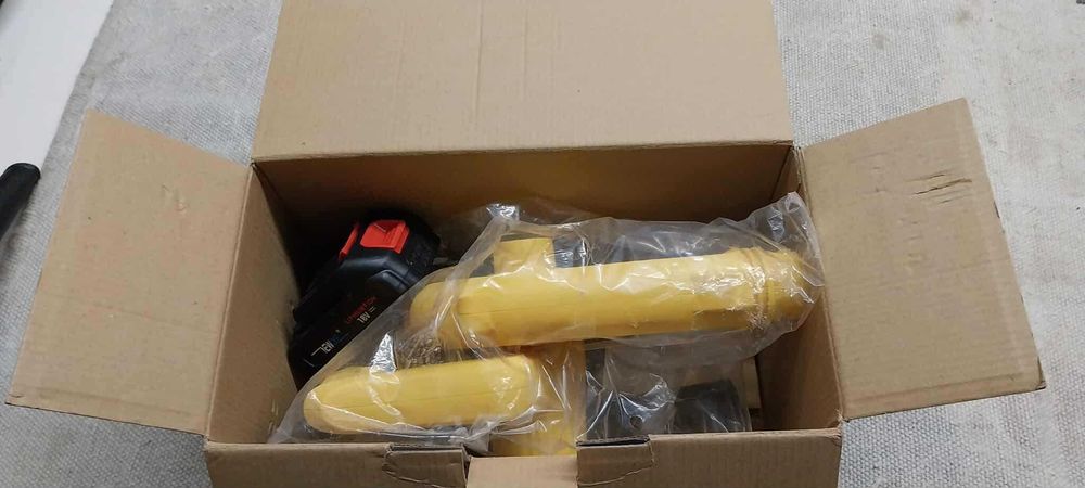 Dmuchawa Do Liści i Warsztatu 18V Bezprzewodowa Z Akumulatorem Makita