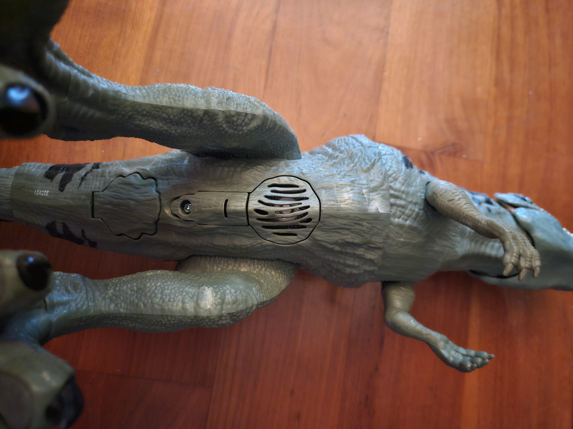 Mattel 55 cm dźwięk dinozaury Jurassic World 8 szt.