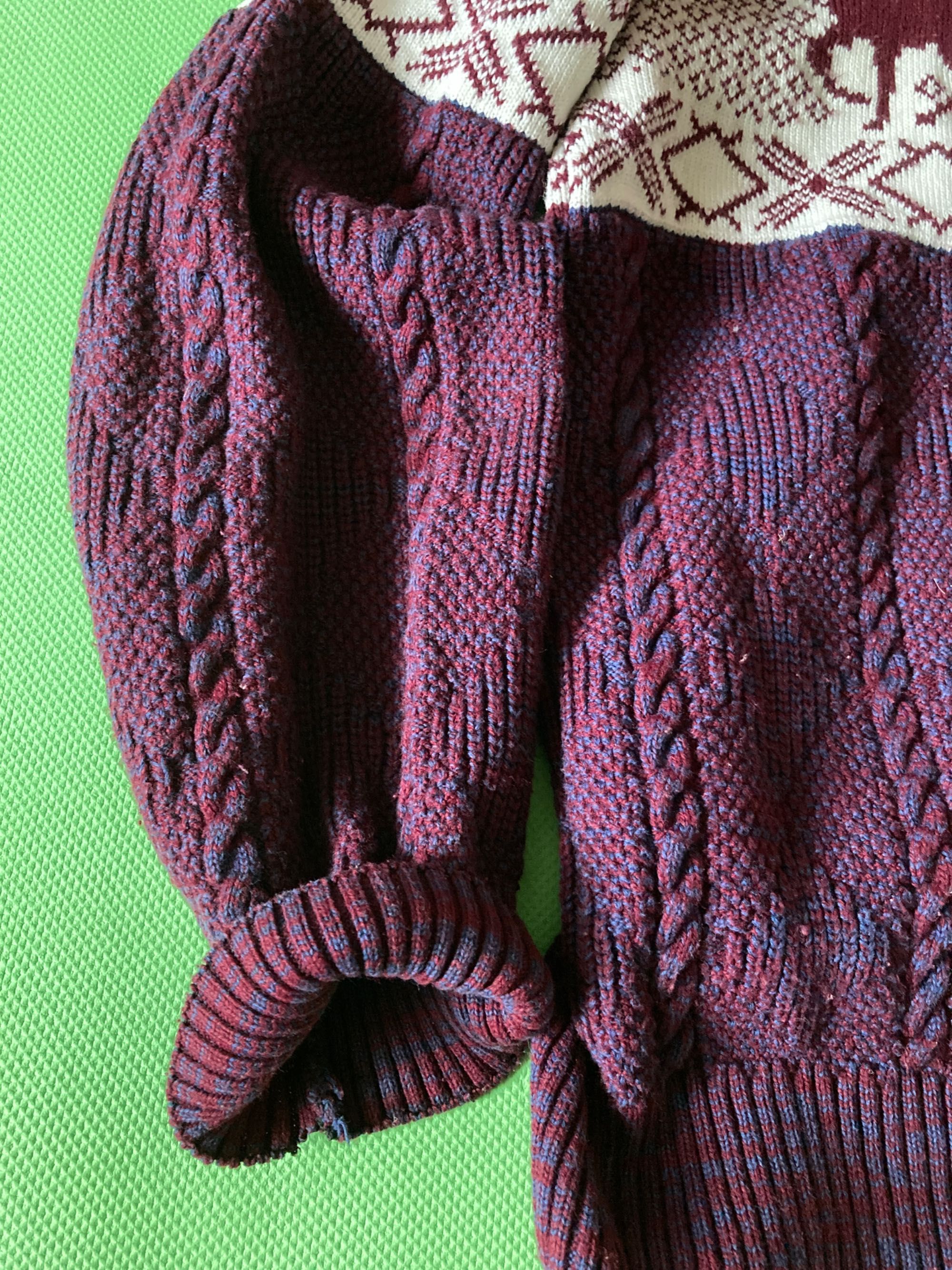 Sweater S size’ like new!