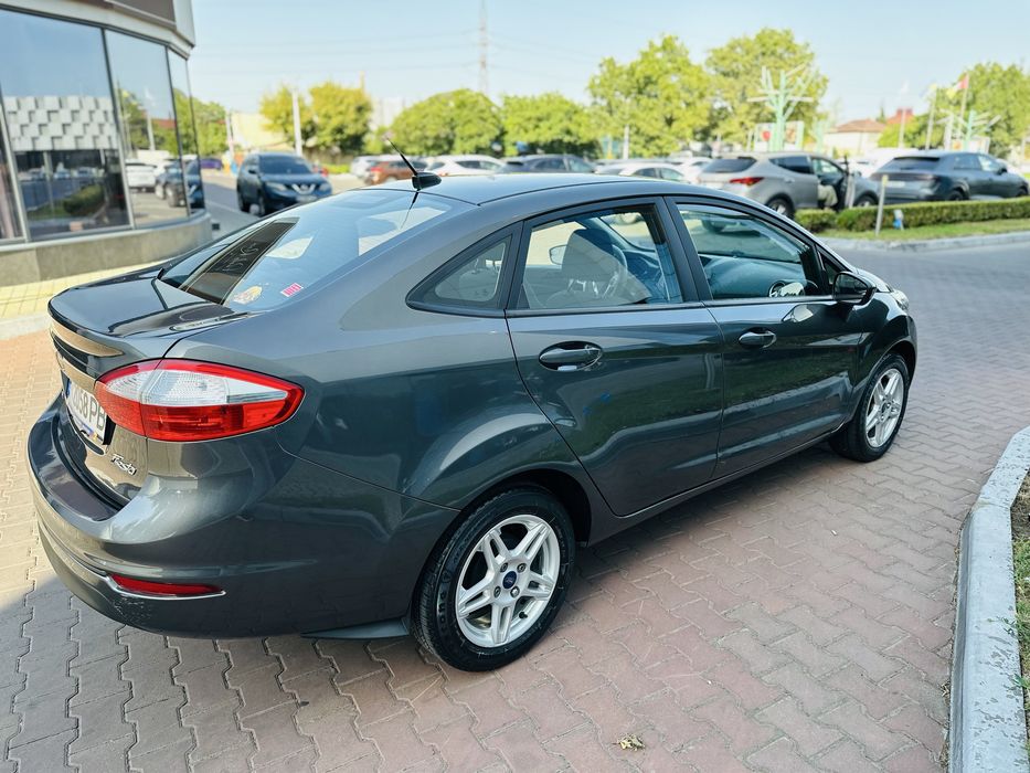 Ford Fiesta 2018 Автомат