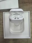 Оригінальний новий кейс для AirPods 2 – (MV7N2)