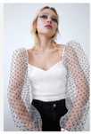 Стильный топ з длинными объемными прозрачными рукавами из органзы zara
