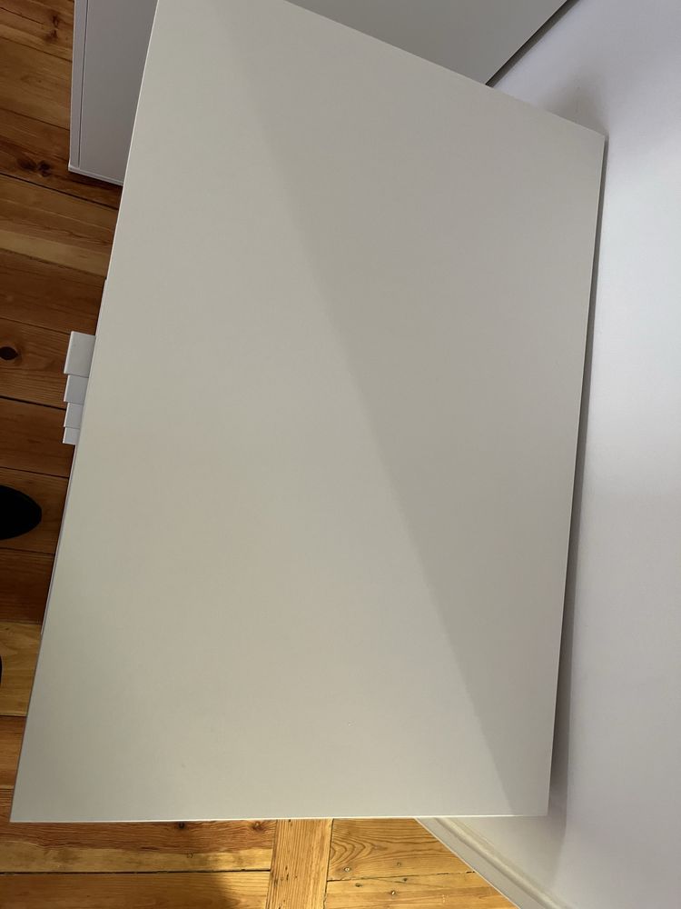 Cómoda 4 gavetas VIHALS – IKEA